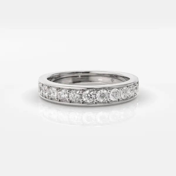 שוכב לבן סופי